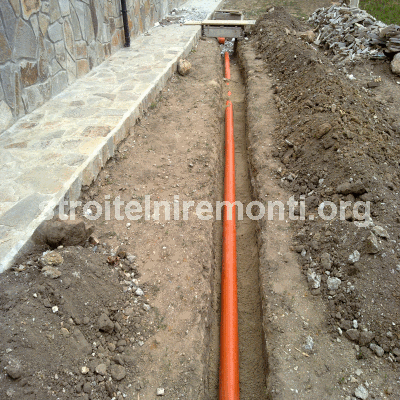 ВИК услуги - водопроводни тръби добре положени върху пясък