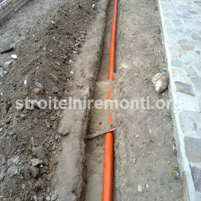 ВИК услуги - прокарване на тръби в предварително подготвен  и изкопан канал